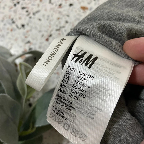 H&M Cable Knit Beanie Cotton Hat Pom Pom Faux Fur Grey Hat Rib-knit Winter Fall - Picture 5 of 10